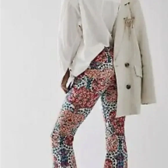 Free People Pull On Corduroy Printed Flares Stretchy Floral Red Blue Pink Nude - Picture 4 of 7